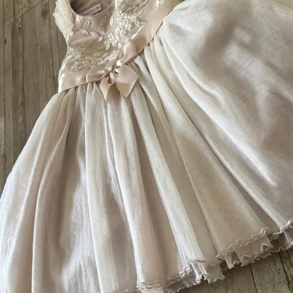 Bonnie Jean Cream Floral Lace Kids Dress